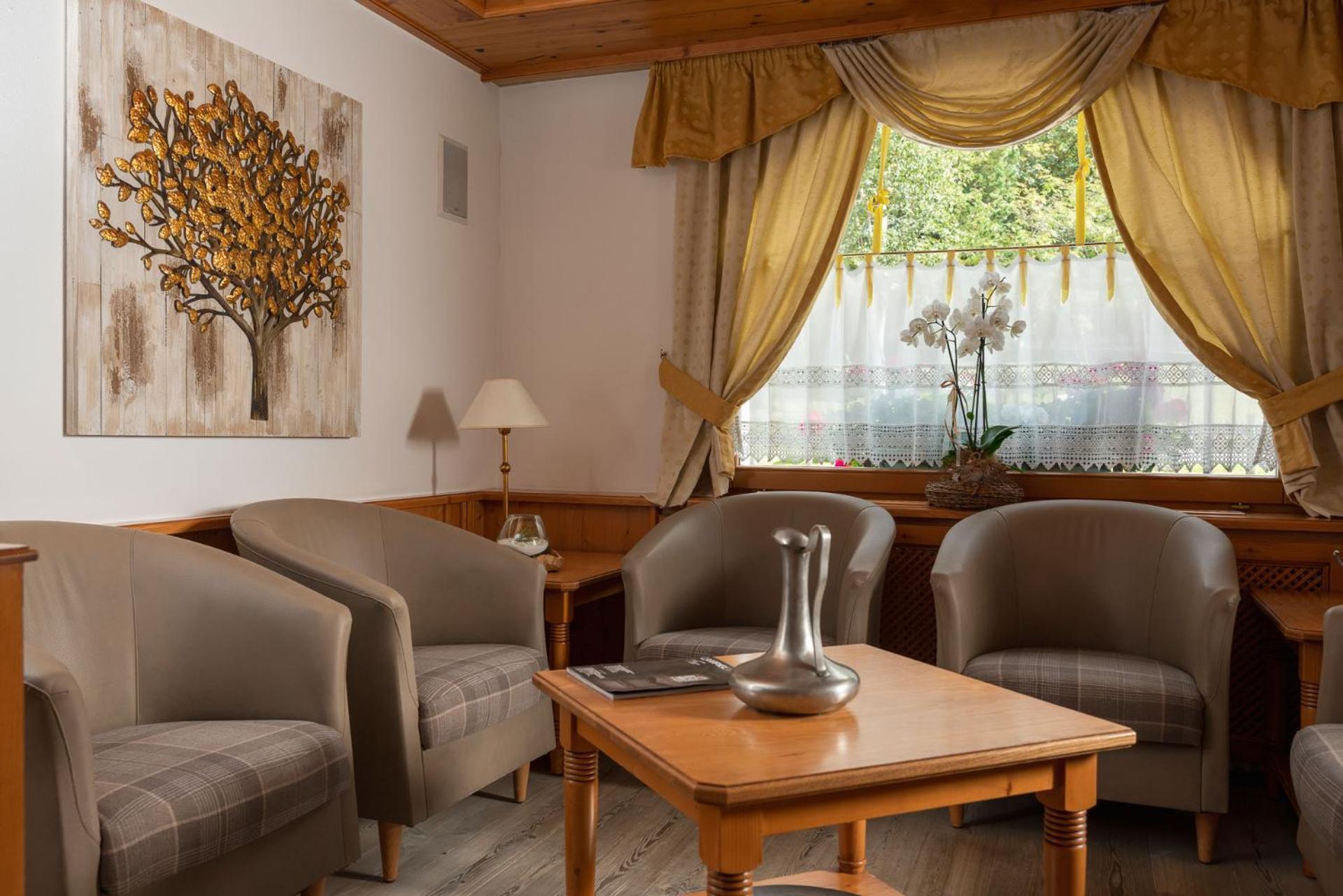 Gianna Hotel